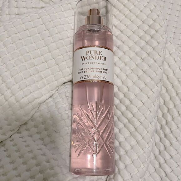 NEW - Bath & Body Works- Pure Wonder - Picture 1 of 3
